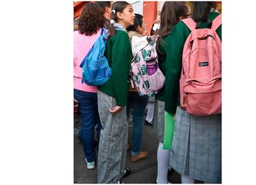 Así se sintió Lían, la niña que se atrevió a usar "uniforme neutro" para acudir a la secundaria