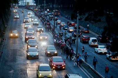 Migrantes hondureños consideran que “serán fichados” por Migración 