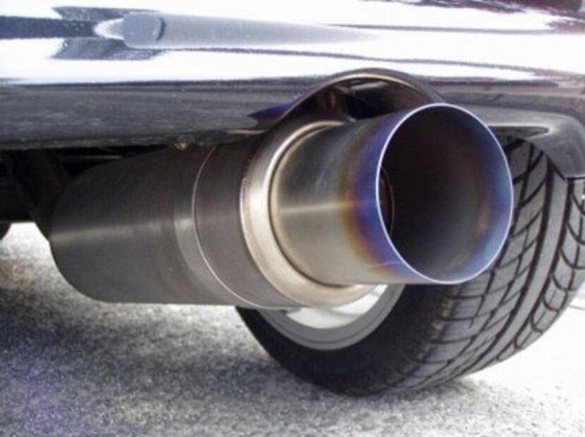 Revisiones que deberías hacer constantemente a tu coche