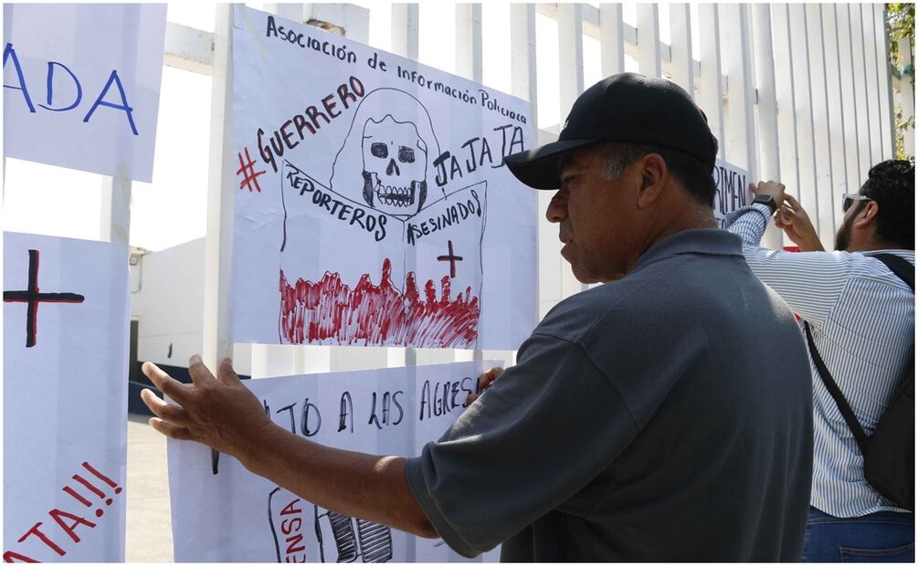 Este 31 de octubre, reporteros y reporteras de Chilpancingo, Guerrero protestaron contra la violencia y asesinatos de periodistas. Foto: Cuartoscuro