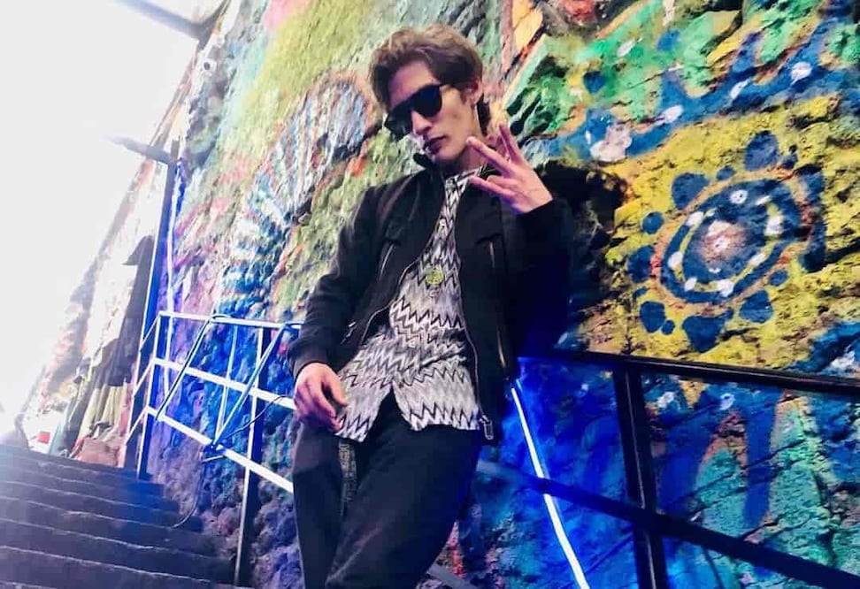 Tristán confesó que es bisexual y tiene una pareja, algo que su padre desconoce, ya que desde hace algunos meses están distanciados. Foto: Instagram