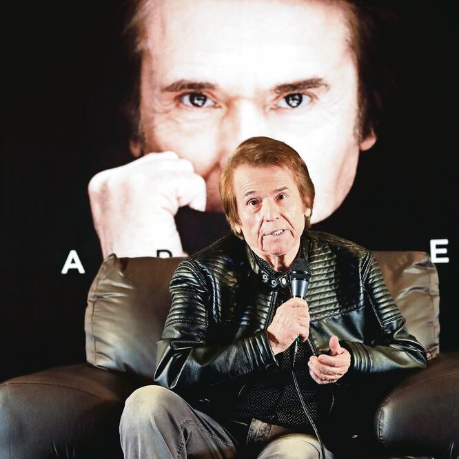 El artista seleccionó los temas del disco entre sus éxitos pasados. (IRVIN OLIVARES. EL UNIVERSAL)