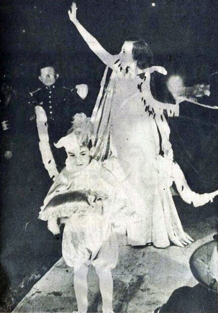 Cuando votaban para elegir Reina de la Primavera