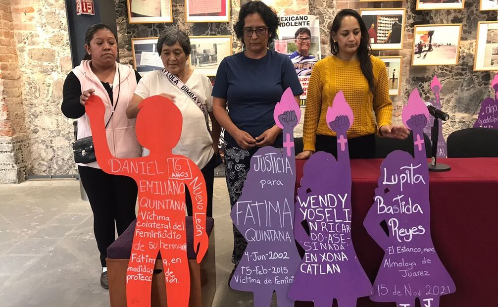 Las madres de Wendy de Xonacatlán, Lupita de Almoloya de Juárez y de Andrea de Nezahualcóyotl también participaron en esta conferencia donde señalaron los privilegios procesales con los que cuentan los feminicidas de sus hijas. Foto: Especial.