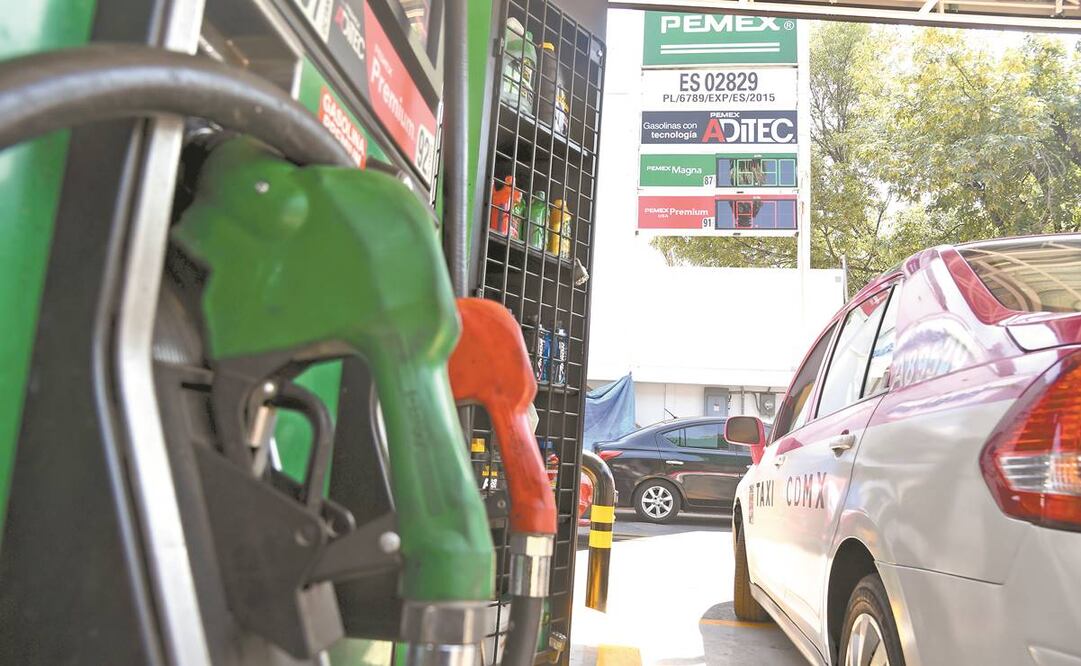El precio de la gasolina Magna reportó una variación de 1.96%, mientras que la Premium se elevó 1.83%. Foto: ARCHIVO EL UNIVERSAL