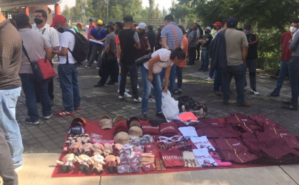 AMLO retoma giras en la CDMX; ya está en Xochimilco