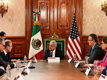 AMLO meets with US Congress members to discuss migration