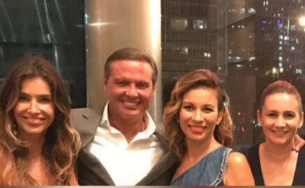 Luis Miguel se toma foto con Ingrid Coronado y Maggie Hegyi