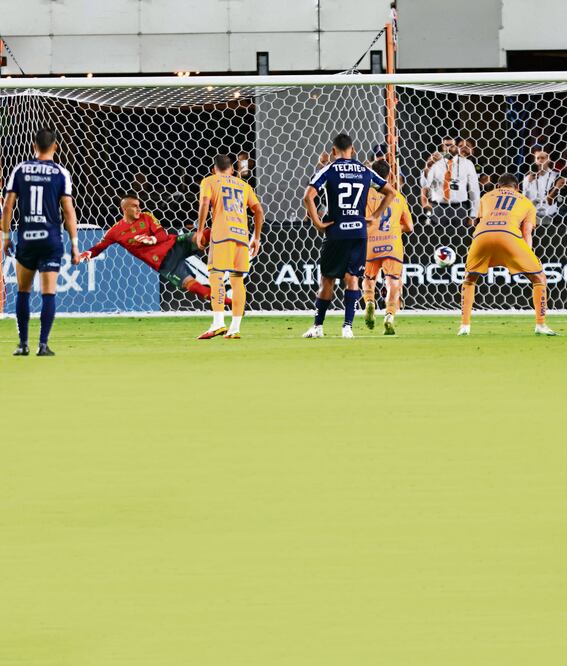 Los constantes viajes han afectado el estado físico de los futbolistas. Foto: Imago7