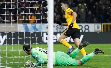 Jiménez brilla en triunfo de los Wolves ante el Bournemouth