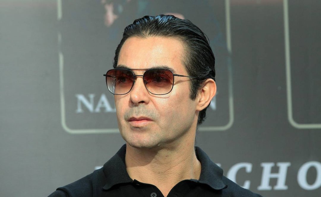 Ernesto se integró al elenco de "Mentidrags", dando vida a Emmanuel, el galán de esta comedia musical, donde los temas más emblemáticos de la década de los 80 sirven para contar una historia de amor y traición entre cuatro mujeres 
Clasos/foto/Alfonso Manzano.