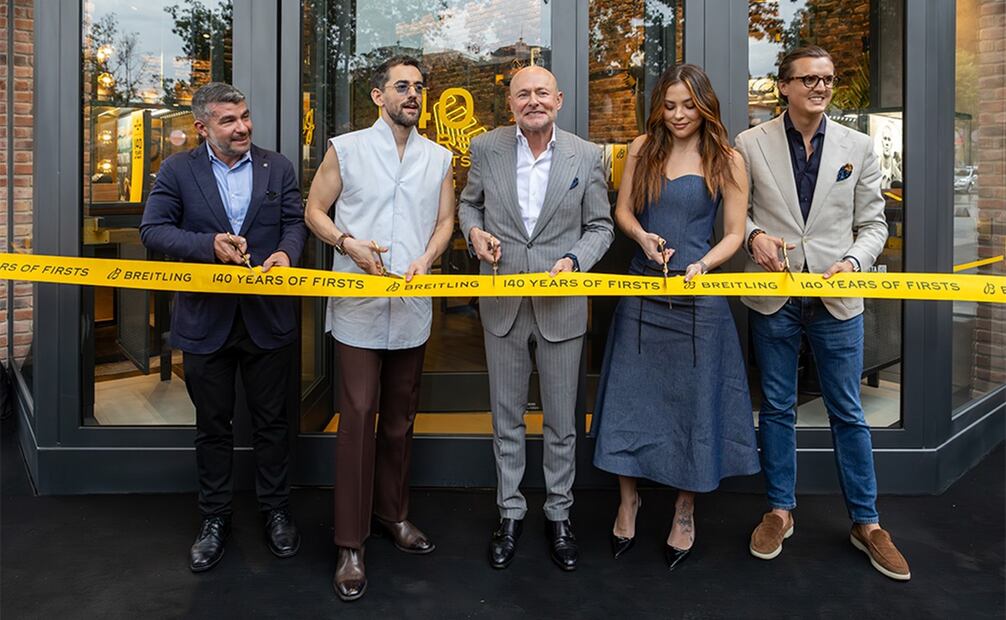Mauricio Tabe, Luis Gerardo Méndez, Georges Kern, Paulina Dávila y Antoine Loron en la inauguración de la Flagship Store de Breitling en la Ciudad de México. Foto: Cortesía