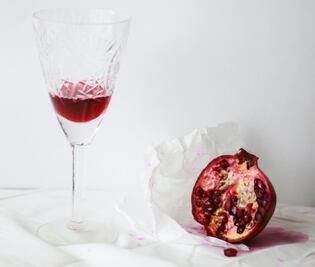 Razones para beber jugo de granada en ayunas