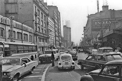 La avenida Bucareli y su transitar del glamour a las marchas 