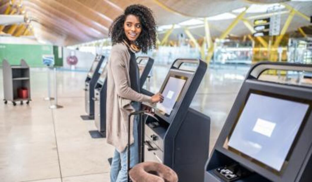 El sitio más sucio de un aeropuerto lo tocas con frecuencia