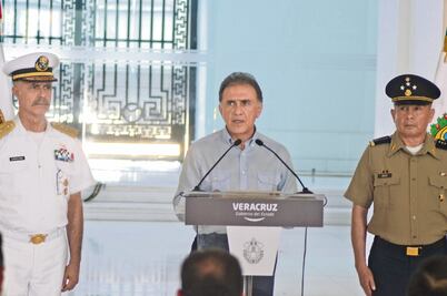 Veracruz esquiva caos: cumple con aguinaldos