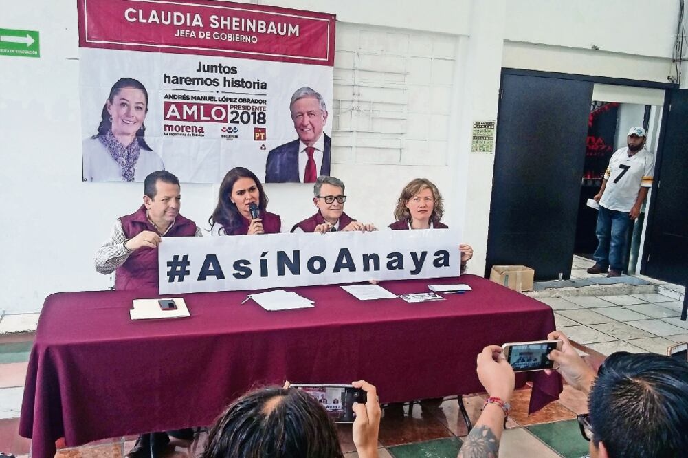 Candidatos de Morena en Benito Juárez incluso señalaron al aspirante presidencial del Frente, Ricardo Anaya, de orquestar la negativa. (ESPECIAL)