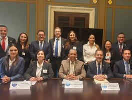 Se reúnen senadores mexicanos con Caucus Hispano del Congreso de EU; dialogan propuesta de impuesto a remesas