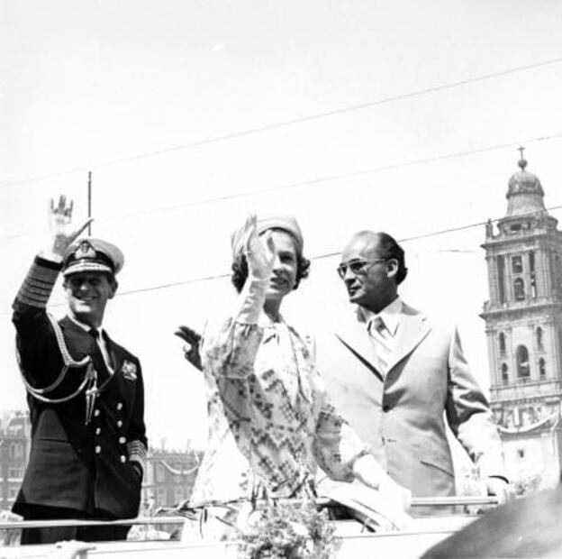 El día que la Reina Isabel y el príncipe Felipe visitaron un mercado en México