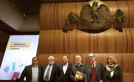 Debaten sobre las políticas culturales en el Colegio Nacional