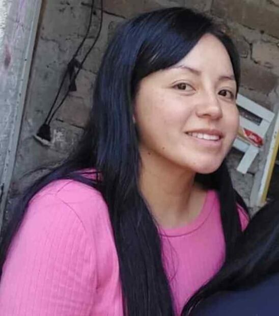 VIDEO: “Es una pérdida que jamás se va a reparar”; familiares dan el último adiós a Carolina Islas 