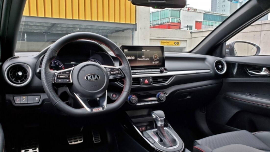 A prueba: KIA Forte GT 2021, emoción para toda la familia
