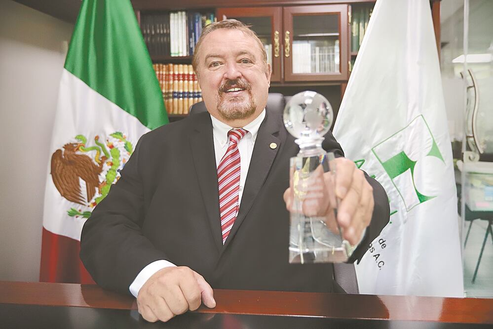 Roberto José Barrios, presidente de la AMPI, aseguró que debido a la pandemia de Covid-19 se detonó la búsqueda de vivienda más amplia o en colonias más baratas. Foto: BERENICE FREGOSO. EL UNIVERSAL