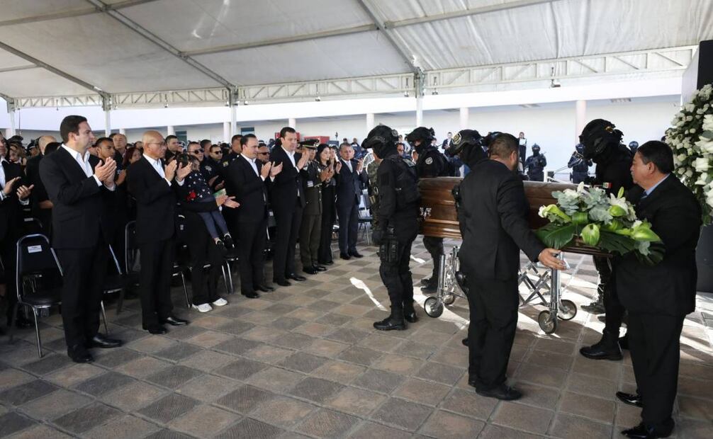 Despiden a policía de Coahuila que falleció en enfrentamiento (28/10/2025). Foto: Especial