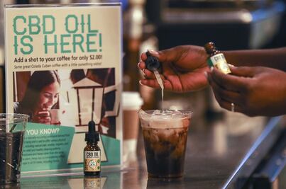 Además de las vacunas, el cannabidiol también evitaría la replicación del Covid-19