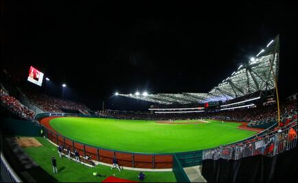 Ni luz ni internet en palco de prensa del estadio de los Diablos