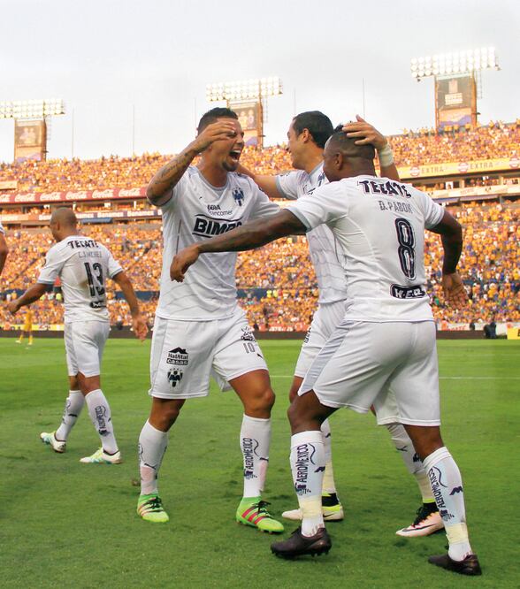 El equipo de Antonio Mohamed jugó tal como lo hizo durante toda la campaña: apeló a la contundencia (IMAGO7)