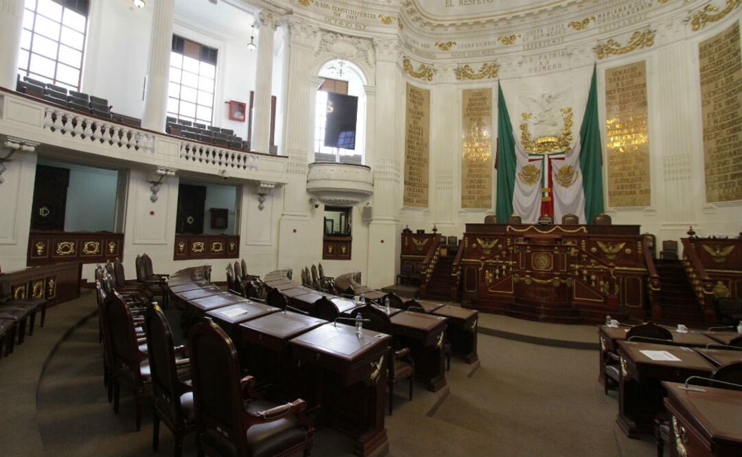 Este viernes esperan la respuesta del juez, pero legisladores confían que hoy sacarán la votación de los dictámenes en el Pleno. FOTO: ARCHIVO EL UNIVERSAL