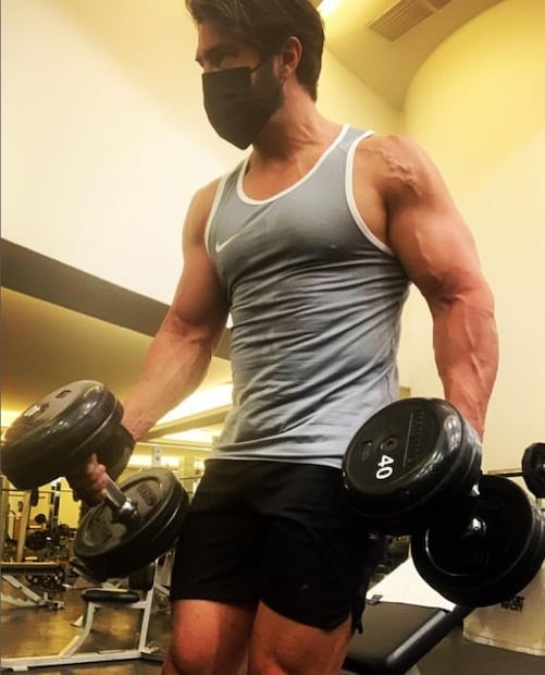 ¿Sugar Daddy? Arturo Carmona no lo descarta