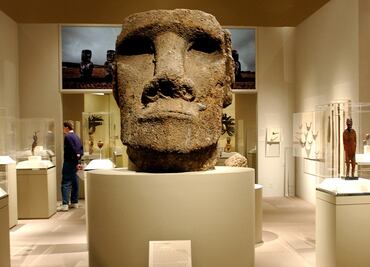 La Isla de Pascua propone crear moai exclusivo