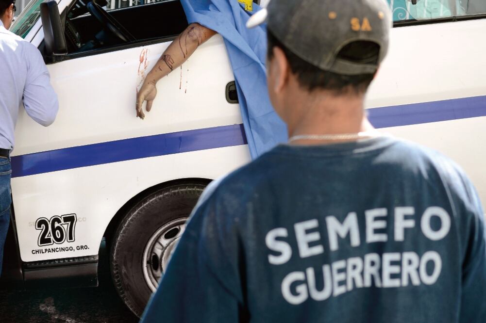Hasta el sábado 20 de febrero se contabilizaron en Tierra Caliente 40 homicidios entre Arcelia, San Miguel Totolapan, Zirándaro y Ajuchitlán del Progreso. En su cierre de enero, la SSP reportó en esa región 24 decesos (FOTOS: DASSAEV TÉLLEZ. EL UNIVERSAL)