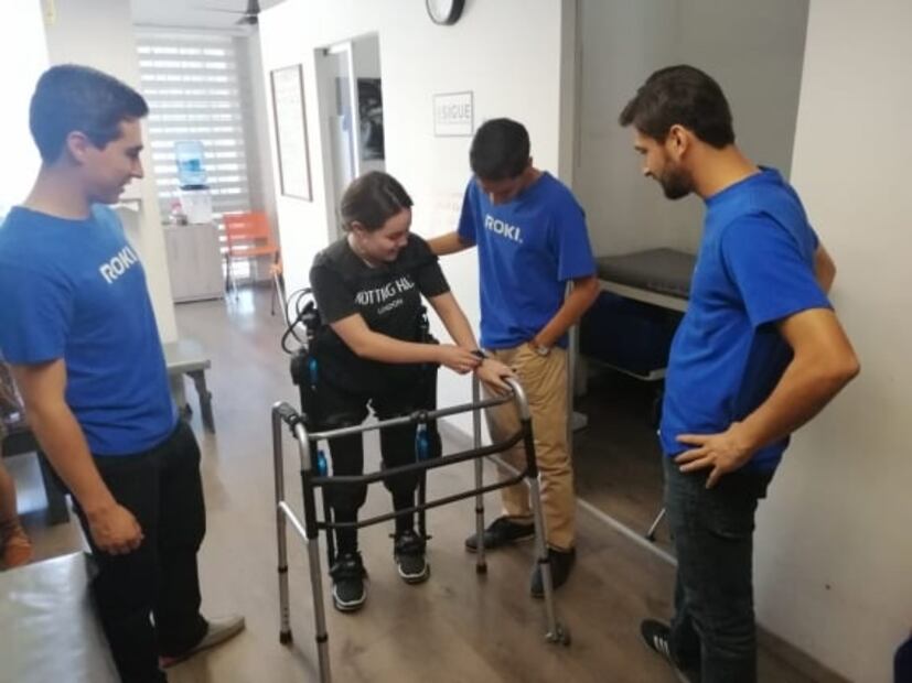 Robot ayuda a caminar a personas con discapacidad 