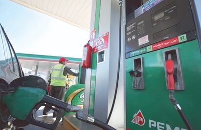 AMLO tiene margen para un “gasolinazo” suave, UBS