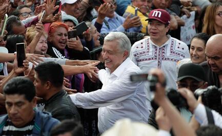 PRD denuncia a AMLO por uso de recursos para "acarreo" a la marcha del 27 de noviembre