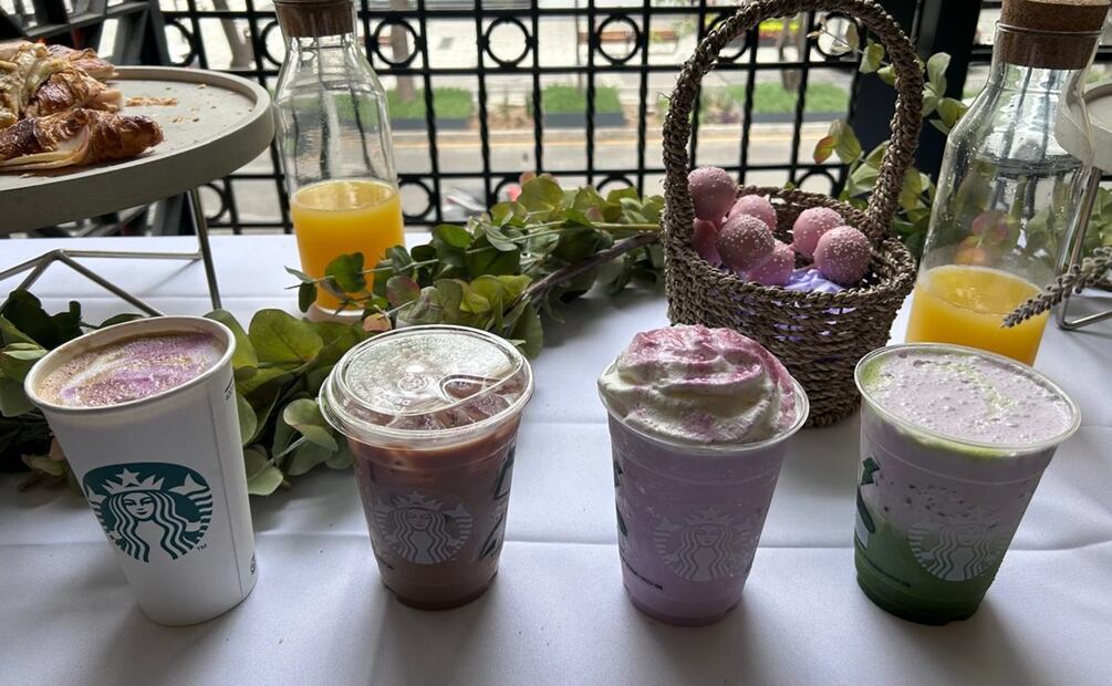 Nuevas bebidas con lavanda en Starbucks: Lavanda Latte caliente y helado, Lavanda Mocha Blanco Frappuccino y Helado Matcha con Lavanda. Foto: Alan Nájera / El Universal