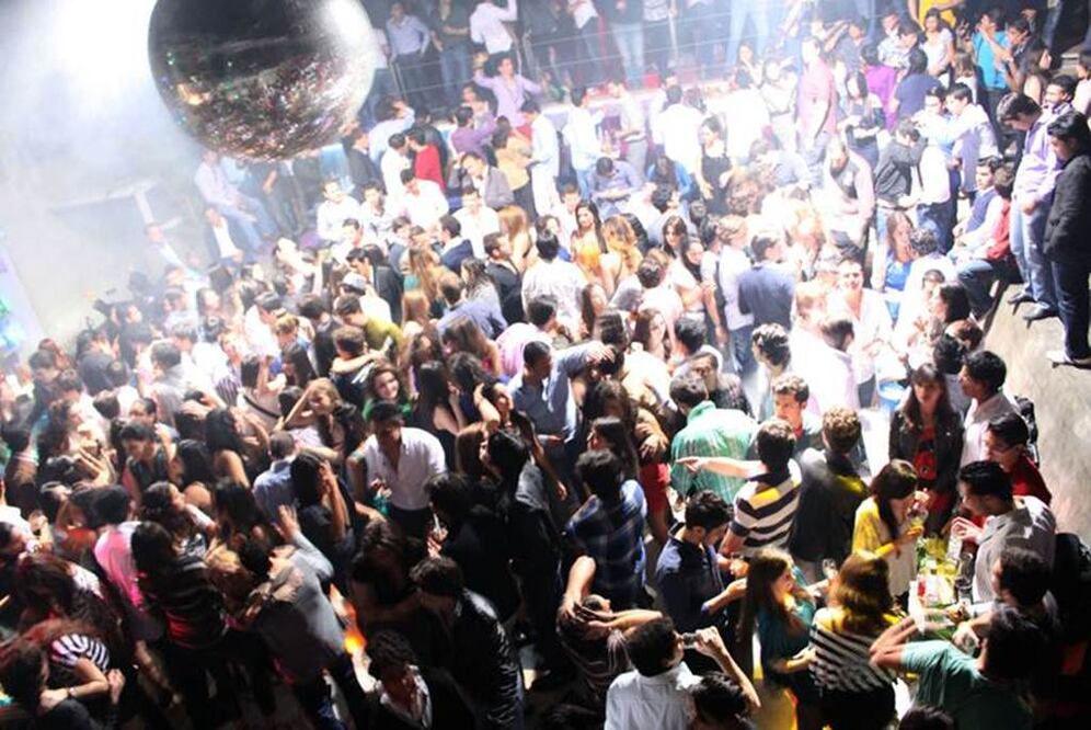 El problema del cobro de piso en la colonia Condesa puede extenderse a otras zonas del Distrito Federal si las autoridades no frenan este fenómeno, advirtieron expertos