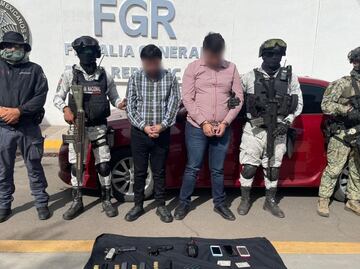 Nuevos operativos en municipios de Sinaloa dejan dos detenidos; aseguran droga, armas, cartuchos y radios