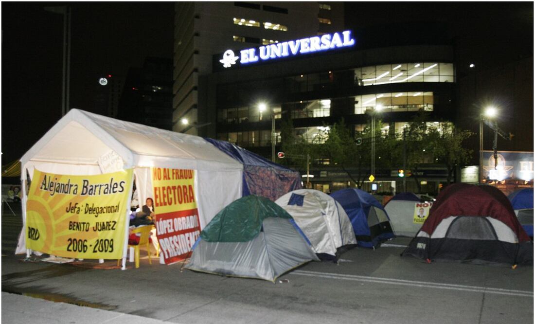 La deuda fue supuestamente contraída con el empresario Carlos Ahumada por el plantón que realizó en 2006. Foto: EL UNIVERSAL