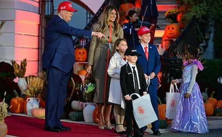 VIDEO: Trump y Melania dan dulces a decenas de niños previo a Halloween