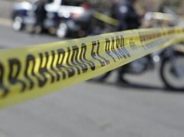 Investigan casos de dos mujeres asesinadas en Hidalgo; una fue baleada por su esposo y la otra hallada envuelta en una cobija
