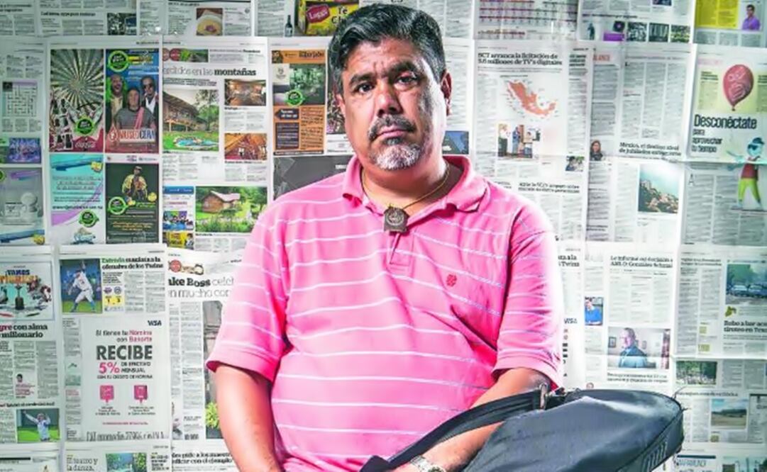 Indalecio Benítez is the founder of a community radio station in Luvianos, State of Mexico. After an attack in which his son died, he has been receiving protection of the Interior Ministry (Photo: Germán Espinosa/EL UNIVERSAL)