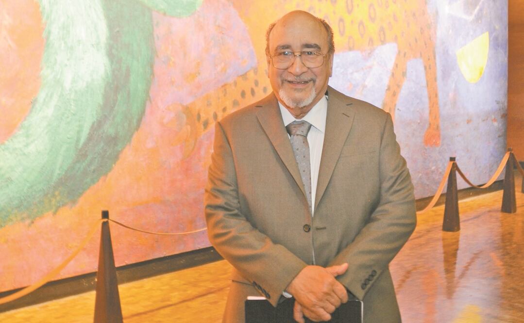 Alfredo López Austin, Premio Nacional de Artes y Literatura 2020. FOTOS: CORTESÍA INAH Y LEONARDO LÓPEZ LUJÁN