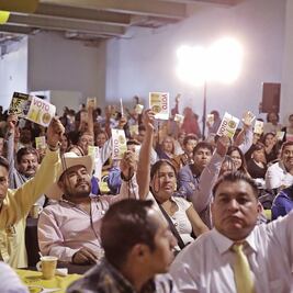 Arranca rebelión en PRD por refundación