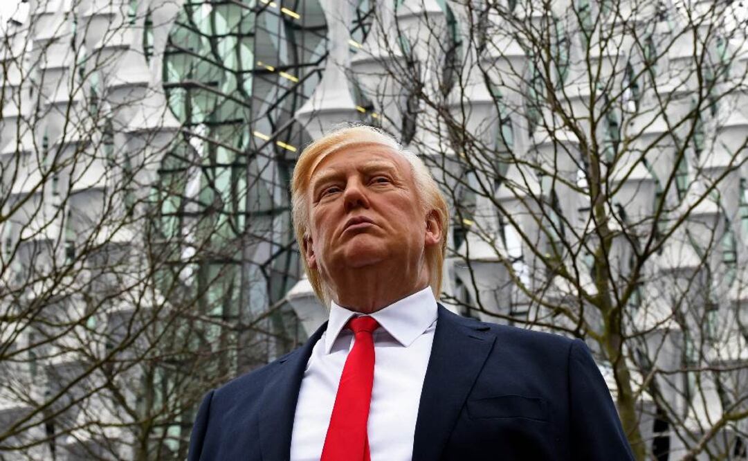 Trump empleó varias veces expresión "países de mierda", afirma senador demócrata