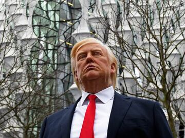 Trump empleó varias veces expresión "países de mierda", afirma senador demócrata