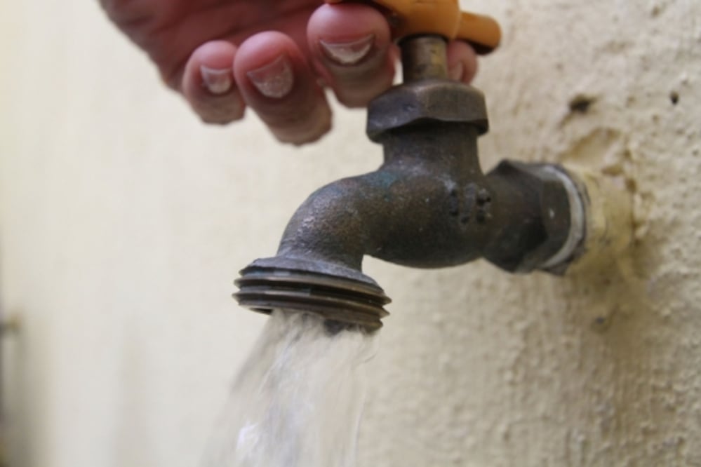 Descartan desabasto de agua en Edoméx